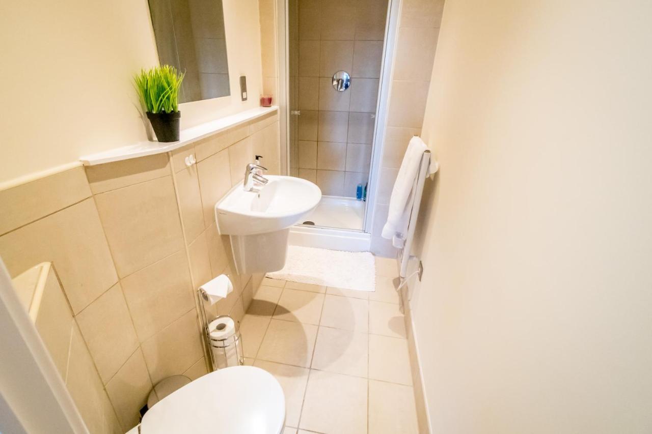 Spacious City 2 Bed, 2 Bath, Free Parking & Wifi Sheffield Exterior foto